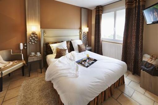 фото отеля Auberge du Pont du Chalon