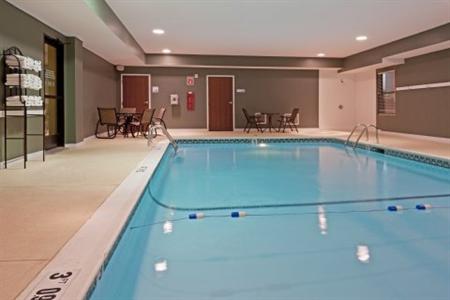 фото отеля Holiday Inn Express Providence North Attleboro