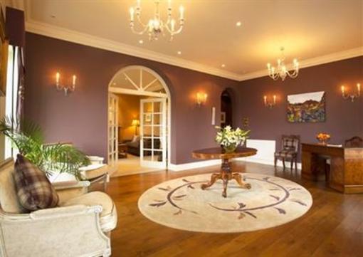 фото отеля Loch Ness Lodge