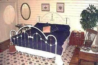 фото отеля Let's Go Country Bed and Breakfast