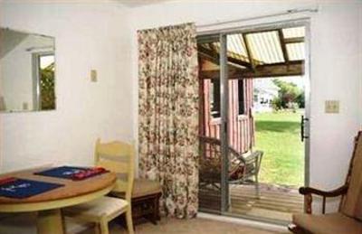 фото отеля Let's Go Country Bed and Breakfast