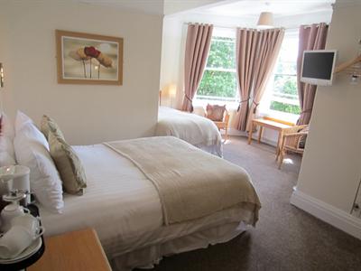 фото отеля The Jug and Bottle Hotel Wirral