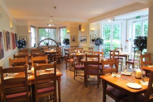 фото отеля The Jug and Bottle Hotel Wirral