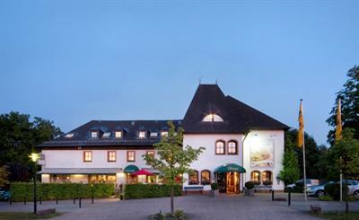 фото отеля Landhotel Saarschleife Mettlach