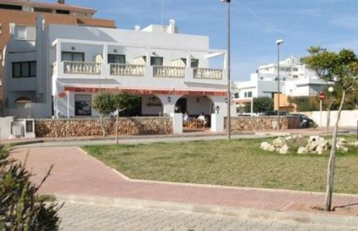 фото отеля Hostal Sa Prensa