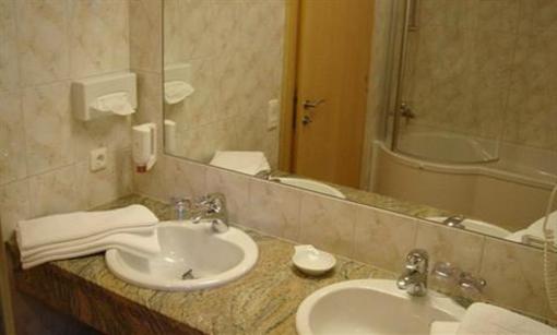 фото отеля Apparthaus Almhof