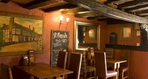 фото отеля Bull Hotel Halstead