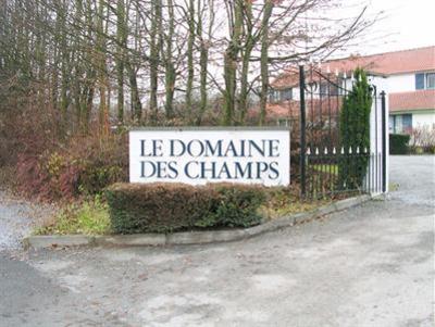 фото отеля Domaine des Champs
