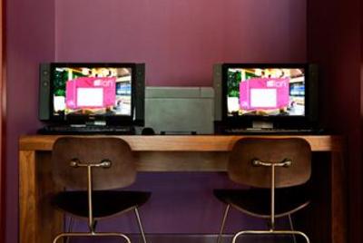 фото отеля aloft Dulles Airport Hotel