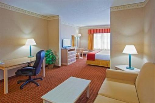 фото отеля Holiday Inn Express Pocomoke City