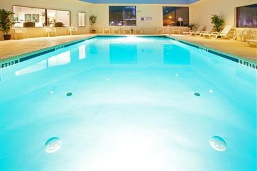 фото отеля Holiday Inn Express Pocomoke City