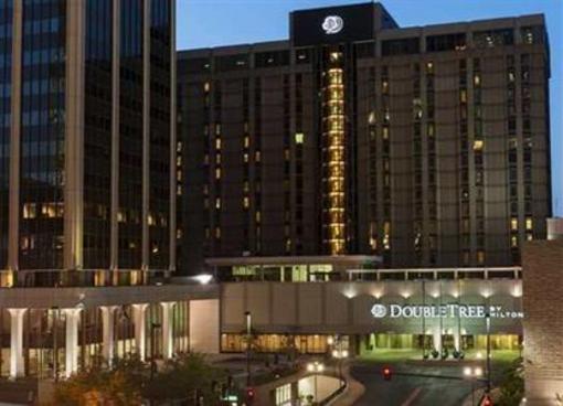 фото отеля Doubletree Hotel Omaha-Downtown