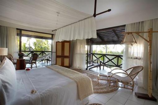 фото отеля Nannai Beach Resort