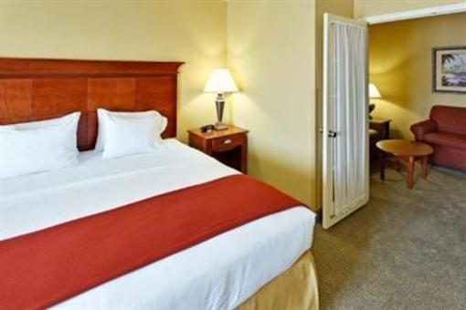 фото отеля Holiday Inn Hotel Express & Suites West Hurst