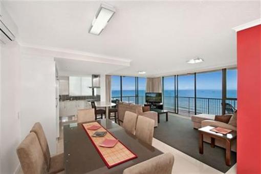 фото отеля Boulevard Towers Apartments Gold Coast