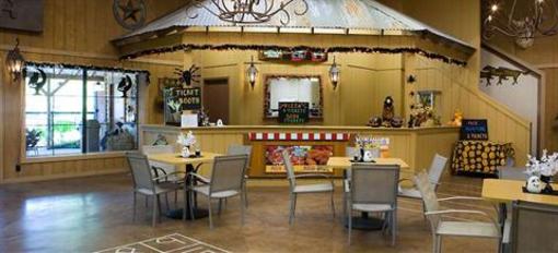 фото отеля Rustic Creek Ranch