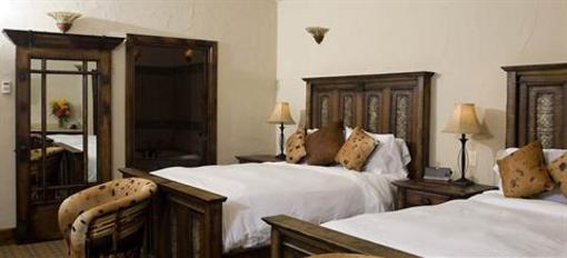фото отеля Rustic Creek Ranch