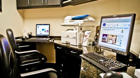 фото отеля Hampton Inn Charlotte - Belmont at Montcross