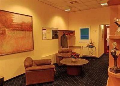 фото отеля Comfort Hotel Stadt Hamburg Uelzen