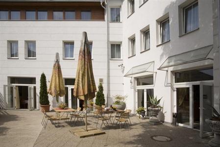 фото отеля Populus Garni Hotel