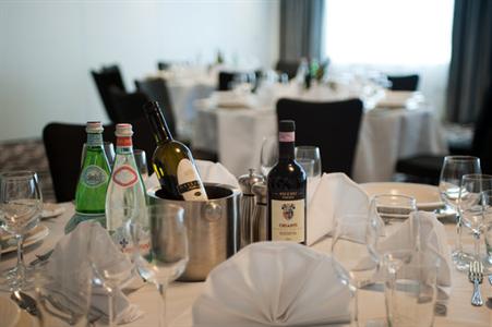 фото отеля Holiday Inn Derby Riverlights