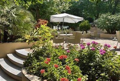 фото отеля Hotel Alexander Gabicce Mare