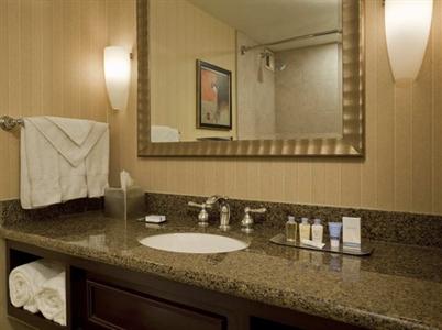 фото отеля DoubleTree Hotel Syracuse