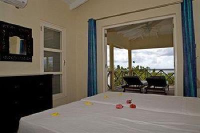 фото отеля Caribbean Club Bonaire