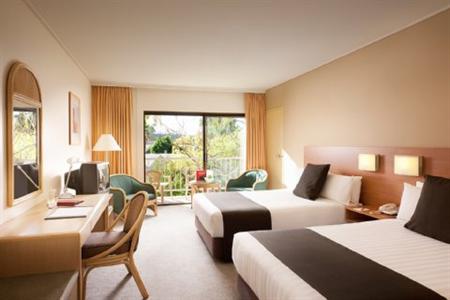 фото отеля Crowne Plaza Hotel Alice Springs