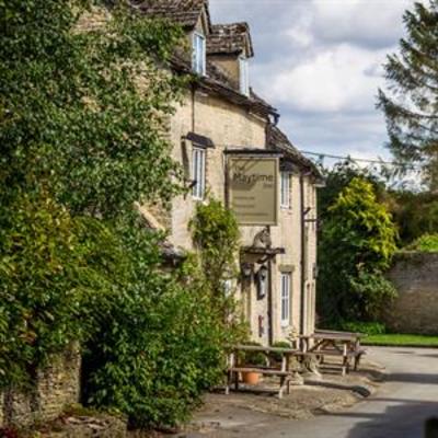 фото отеля The Maytime Inn Asthall Burford