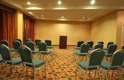 фото отеля Doubletree Hotel Atlanta/North Druid Hills