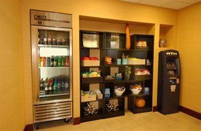 фото отеля Doubletree Hotel Atlanta/North Druid Hills