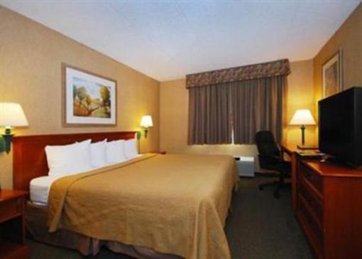 фото отеля Quality Inn McGuire AFB