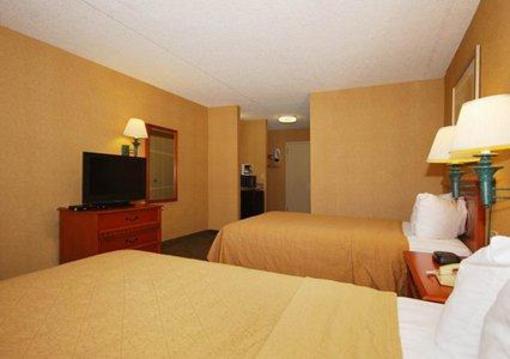 фото отеля Quality Inn McGuire AFB