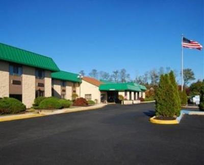 фото отеля Quality Inn McGuire AFB