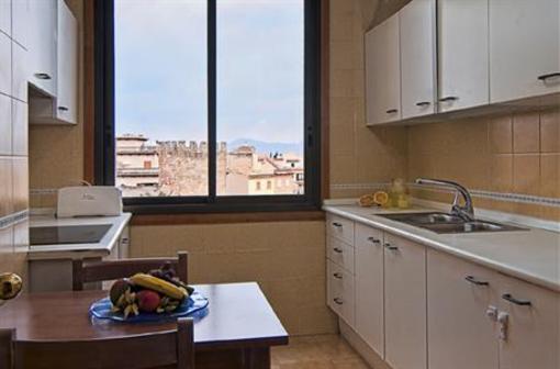 фото отеля Apartamentos Carlos V