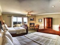 On the Beach Bed & Breakfast Cayucos