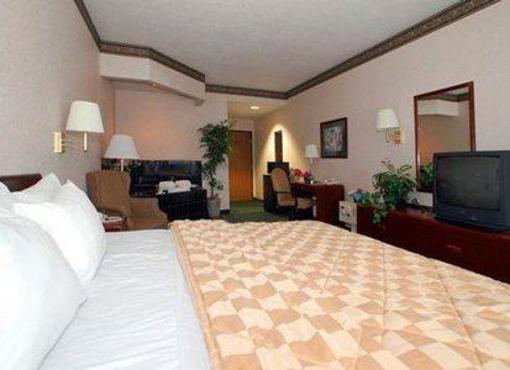 фото отеля Comfort Inn Batavia