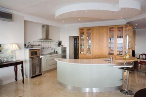 фото отеля Dreamscape Villa Apartments Gordon's Bay