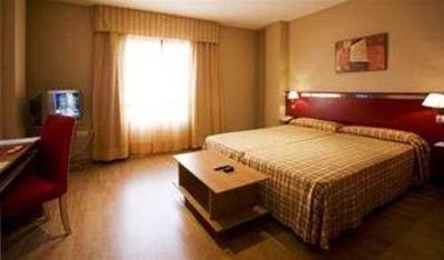 фото отеля Apartahotel Ascarza Badajoz