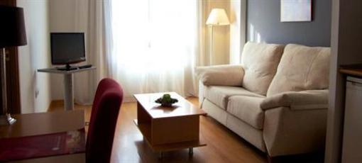 фото отеля Apartahotel Ascarza Badajoz