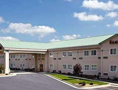фото отеля Ramada Limited Hotel Strasburg
