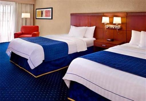 фото отеля Courtyard by Marriott Philadelphia Plymouth Meeting