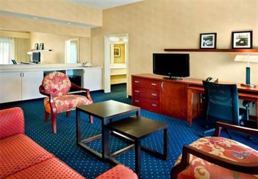 фото отеля Courtyard by Marriott Philadelphia Plymouth Meeting