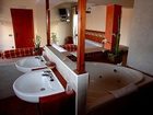фото отеля Hostal del Camp Sallent de Llobregant