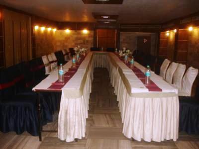 фото отеля Hotel Deep Avadh