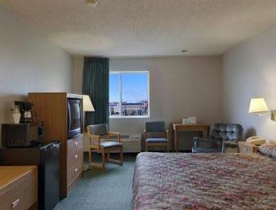 фото отеля Days Inn Charleston (Illinois)