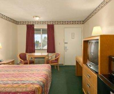 фото отеля Rodeway Inn & Suites Olathe