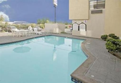 фото отеля Budget Inn and Suites Stockton