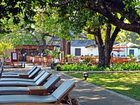 фото отеля Thande Beach Hotel